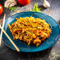 Chow Mein Noodle Box 400 g SPICE OF ASIA la Rexo LunchBox TEST din Târgu Mureş