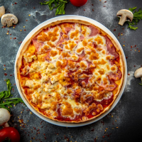 Quatro Carni 1320 g PIZZA PARTY 50 cm (REȚETĂ NOUĂ) la Rexo LunchBox TEST din Târgu Mureş