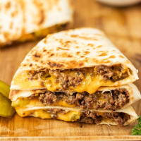 Guacamole Smash Quesa-Burger  250/130/40 g NEW !! TEX-MEX FIESTA  la Rexo LunchBox TEST din Târgu Mureş