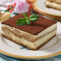 Tiramisu Desert la B - Store din Târgu Mureş