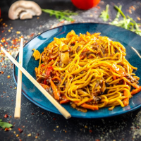 Curry Ginger Noodle Box 400 g SPICE OF ASIA la Rexo LunchBox TEST din Târgu Mureş