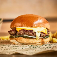 BBQ Burger 270 g BURGERS la Rexo LunchBox TEST din Târgu Mureş