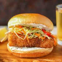 Fish Burger Burger la B - Store din Târgu Mureş